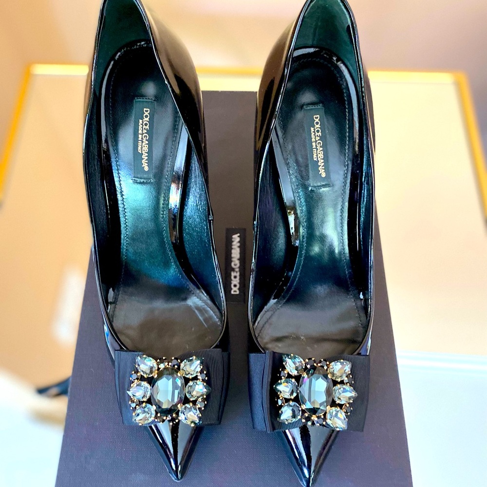 Dolce & Gabbana patent leather pumps, size 39
